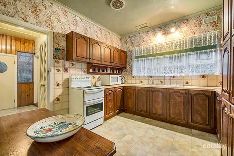 Property photo of 10 Celia Street Bentleigh East VIC 3165