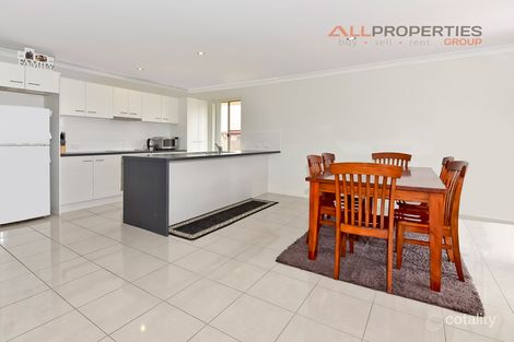 Property photo of 14 Coops Place Heritage Park QLD 4118