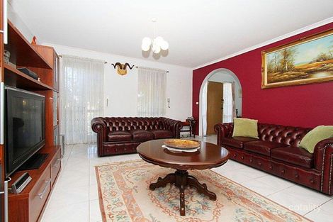 Property photo of 216 Childs Road Mill Park VIC 3082