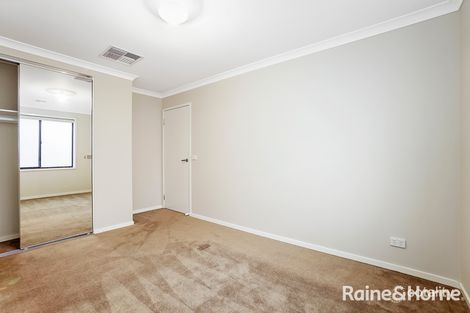 Property photo of 71 Como Parade Clyde North VIC 3978