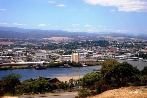 37 Floreat Cres, Trevallyn, TAS 7250