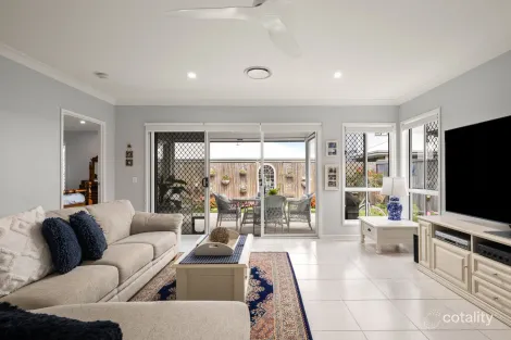 Property photo of 35 Burrum Crescent Nirimba QLD 4551
