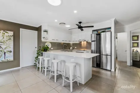 Property photo of 2/10 Skipper Place Noosaville QLD 4566