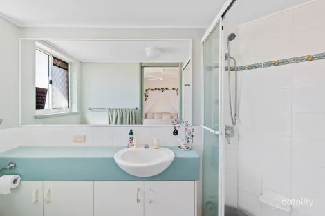 Property photo of 53/17 Buccaneer Drive Urangan QLD 4655