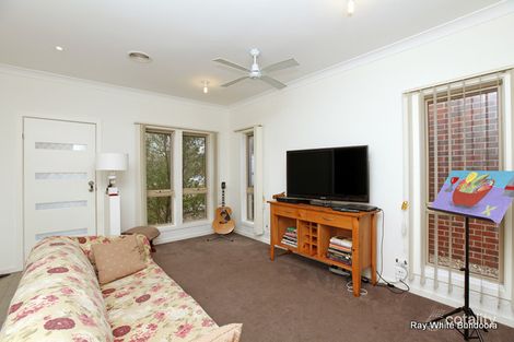 Property photo of 8 Broxburn Walk Epping VIC 3076