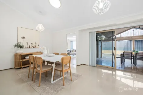 Property photo of 5 Hawk Place Shellharbour NSW 2529
