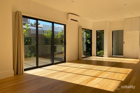 9 Erica St, Windsor, VIC 3181