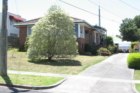 11 Queens Ave, Doncaster, VIC 3108