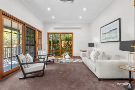 Property photo of 20 Arrionga Place Hornsby NSW 2077