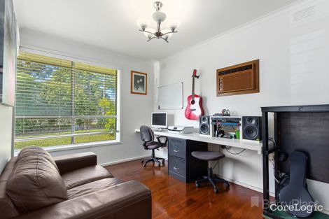 Property photo of 9 Manuka Drive Ferntree Gully VIC 3156