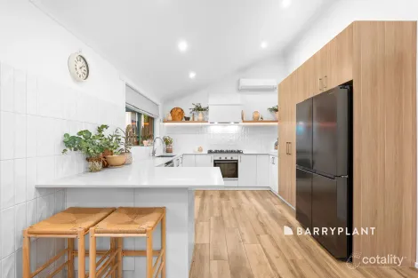 Property photo of 15 Elstar Road Narre Warren VIC 3805