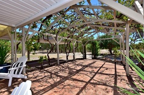 16 Diane Ave, Henley Brook, WA 6055