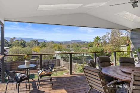 Property photo of 27 Yarraview Road Yarra Glen VIC 3775