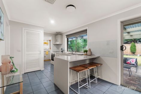Property photo of 14 Dorrington Court Mill Park VIC 3082