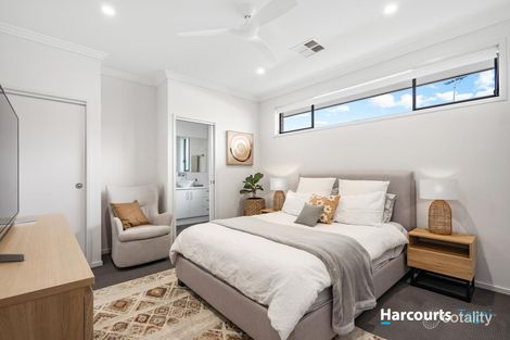 Property photo of 3 Seaview Drive Happy Valley SA 5159