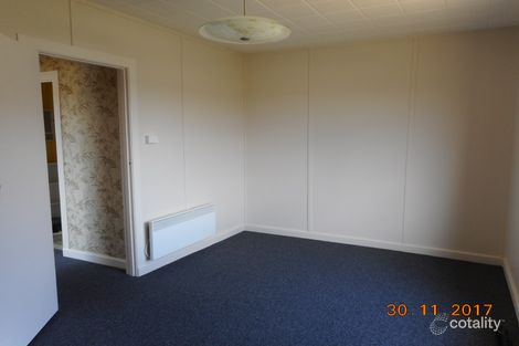 Property photo of 16 Ellen Avenue Seaspray VIC 3851