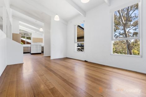 Property photo of 15 Fairdell Crescent Hurstbridge VIC 3099