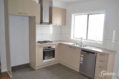 Property photo of 10 Austin Avenue Narre Warren VIC 3805