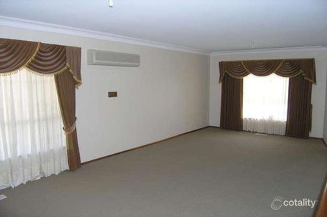 Property photo of 17 Jasmine Drive Mill Park VIC 3082