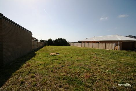 14 Boobook Gr, Cowes, VIC 3922