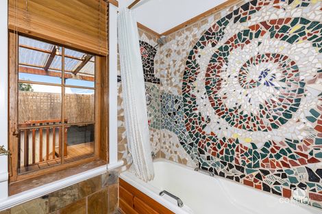 20 Sea View St, Beaconsfield, WA 6162