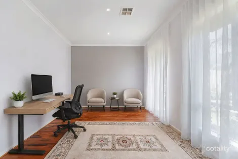 Property photo of 31 Rhine Drive Roxburgh Park VIC 3064