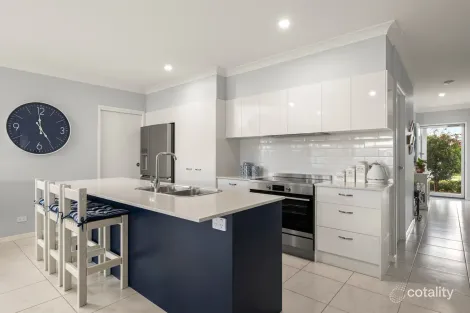 35 Burrum Cres, Nirimba, QLD 4551