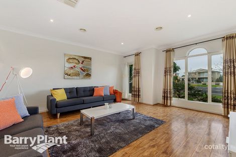 Property photo of 8 Windsor Boulevard Derrimut VIC 3026