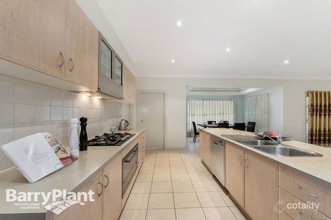 Property photo of 8 Windsor Boulevard Derrimut VIC 3026