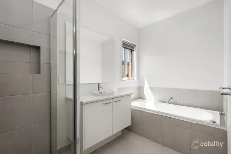 Property photo of 68 Galene Drive Armstrong Creek VIC 3217