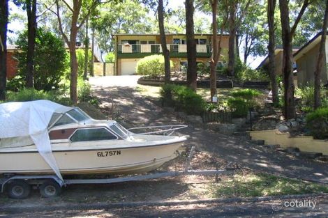 11 Chestnut St, Wyoming, NSW 2250