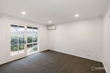 Property photo of 4/49-51 Crisp Street Hampton VIC 3188
