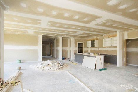 Property photo of 5 Di Blasi Court Skye VIC 3977