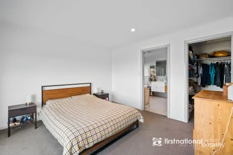 Property photo of 2/4 The Summit Blackmans Bay TAS 7052