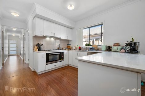 Property photo of 28 Toddington Avenue Williams Landing VIC 3027