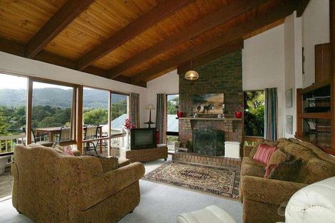 Property photo of 33 Smithacres Road Montrose VIC 3765