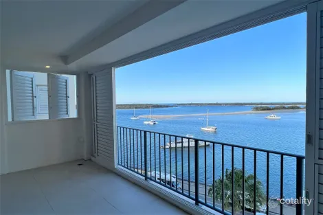 26/326-342 Marine Pde, Labrador, QLD 4215