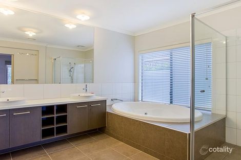 Property photo of 13 Gosford Road Wyndham Vale VIC 3024