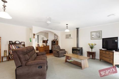 Property photo of 14 Rosemont Drive Narre Warren VIC 3805