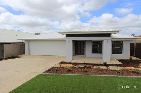 Property photo of 13 Chang Avenue Lloyd NSW 2650