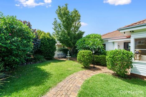 Property photo of 14 Alford Street Mount Lofty QLD 4350