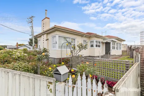 Property photo of 74 Middle Road Devonport TAS 7310