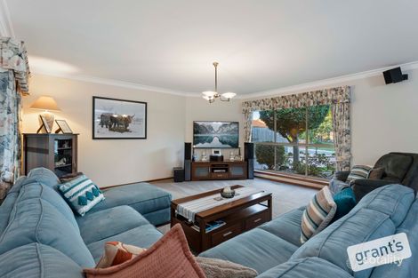 Property photo of 2 Daniel Court Narre Warren VIC 3805