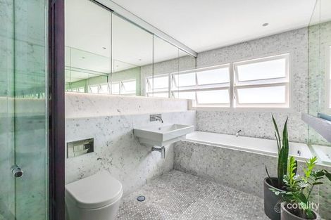 Property photo of 18 Heath Street Mona Vale NSW 2103