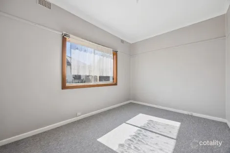 Property photo of 18 Browne Street Yass NSW 2582