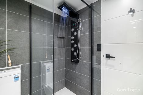 Property photo of 33/60 The Esplanade Surfers Paradise QLD 4217