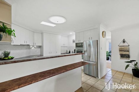 Property photo of 16 Neisler Court Kawungan QLD 4655