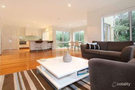 Property photo of 16 Devon Avenue Blairgowrie VIC 3942