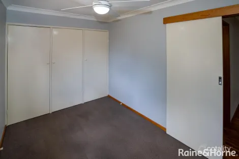 Property photo of 3/2 Raye Street Tolland NSW 2650
