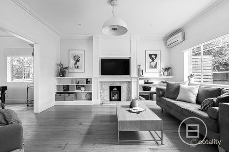 Property photo of 1/373 Wattletree Road Malvern East VIC 3145